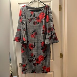Jessica Howard Black and Red Floral Dress